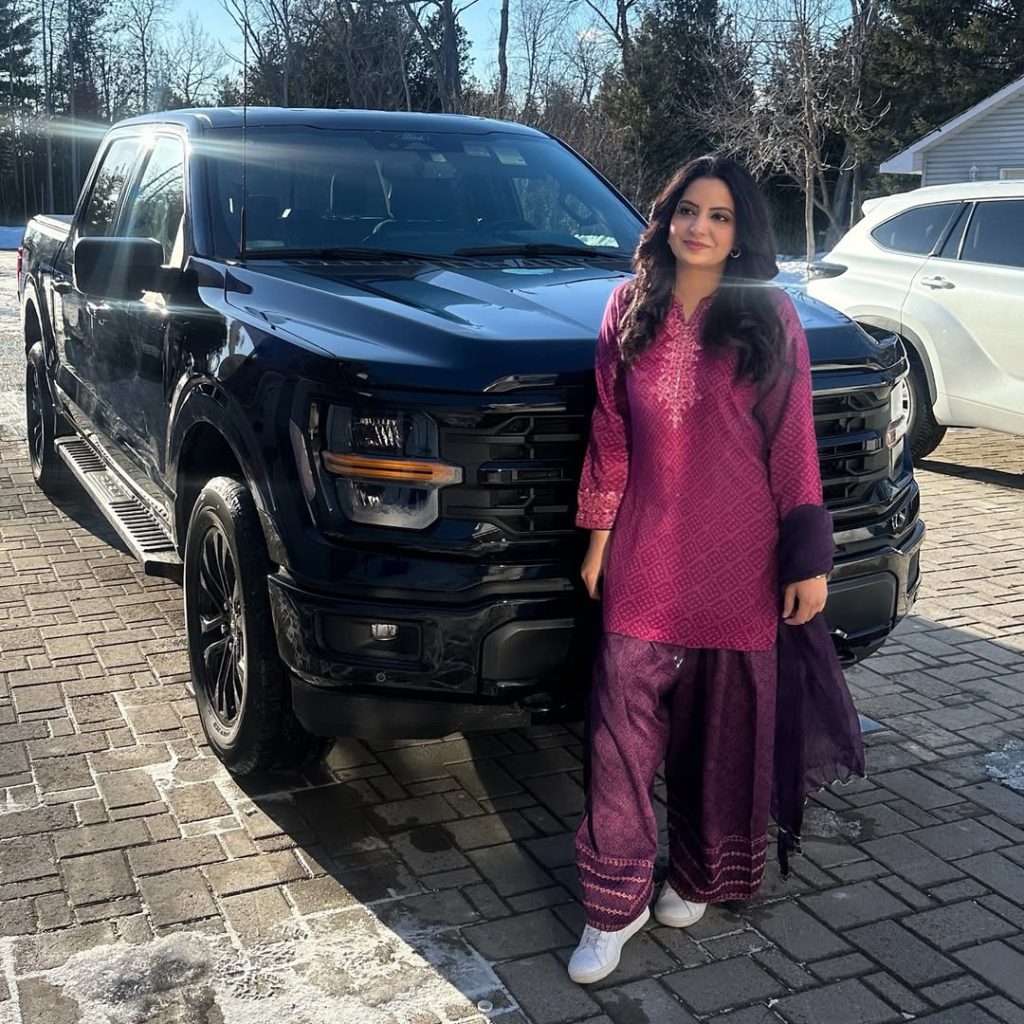 Farshi+nike 🫶👗 @generation_pk #trendingmuch