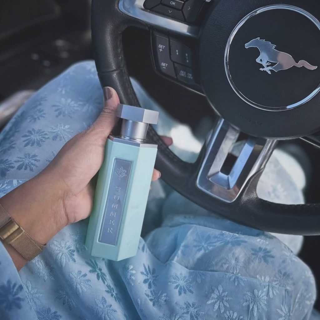 Unbothered.. Unmatched .. 🩵Outfit @ifrah.ca Jewellery @americandiamonds.ca Stylist @the_diva_ma