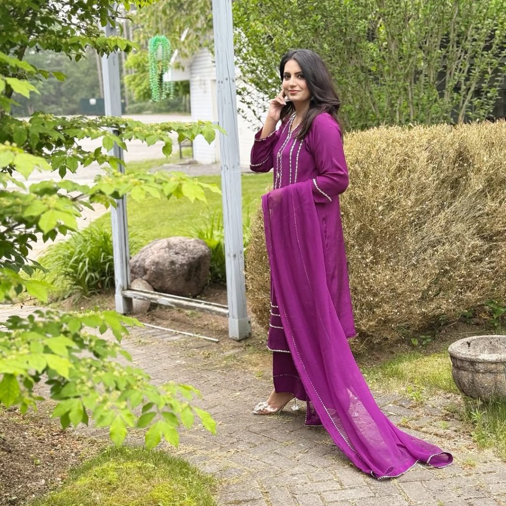 💜Outfit by @sabzcouture